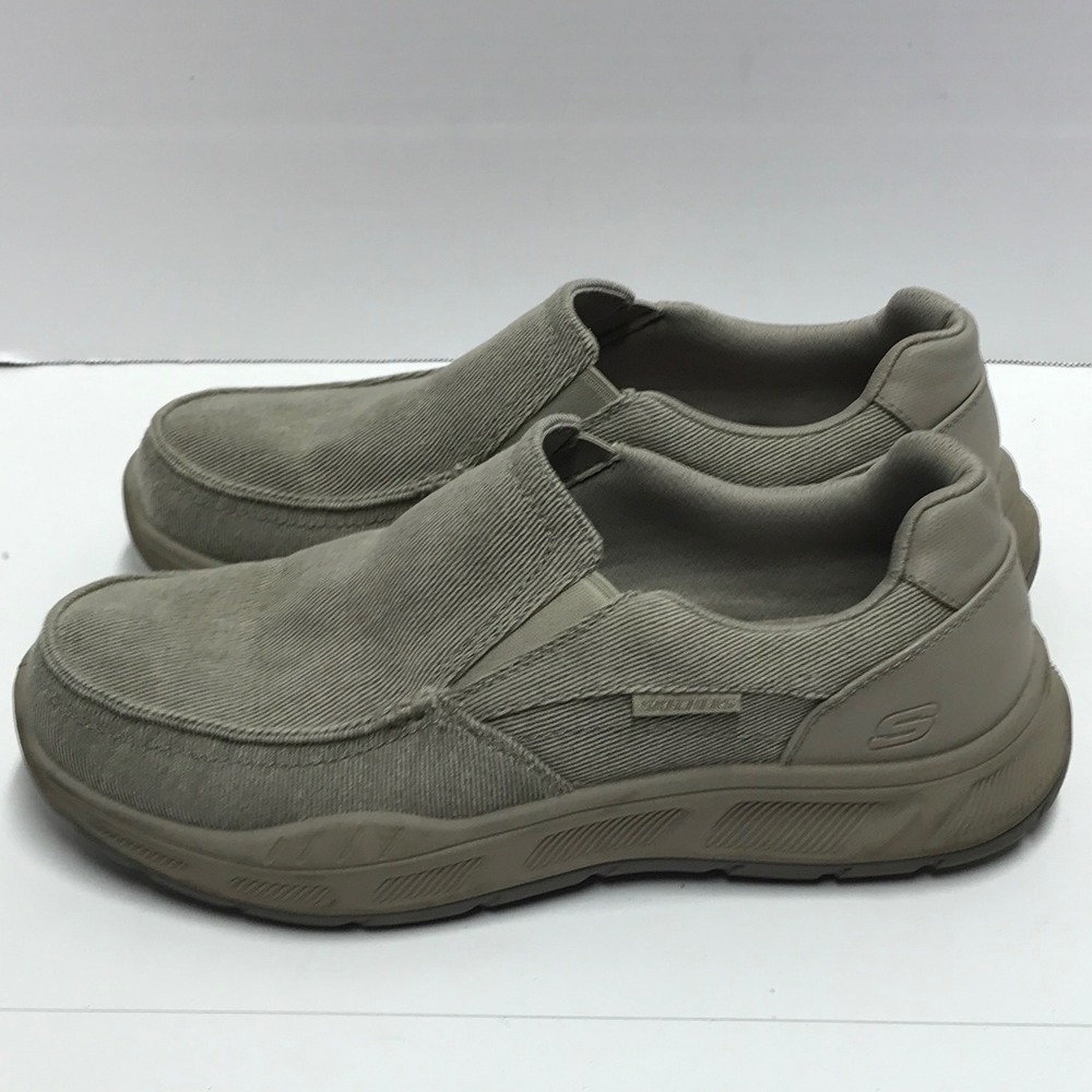 Skechers Mens‎ relaxed fit Canvas Slip On Loafers Khaki Tan Moc Toe Casual Shoes - Picture 3 of 13